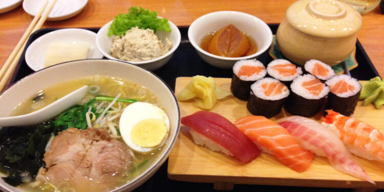 Dokoro Yutaka Sushi restaurant - Japanese Restaurants in Hanoi