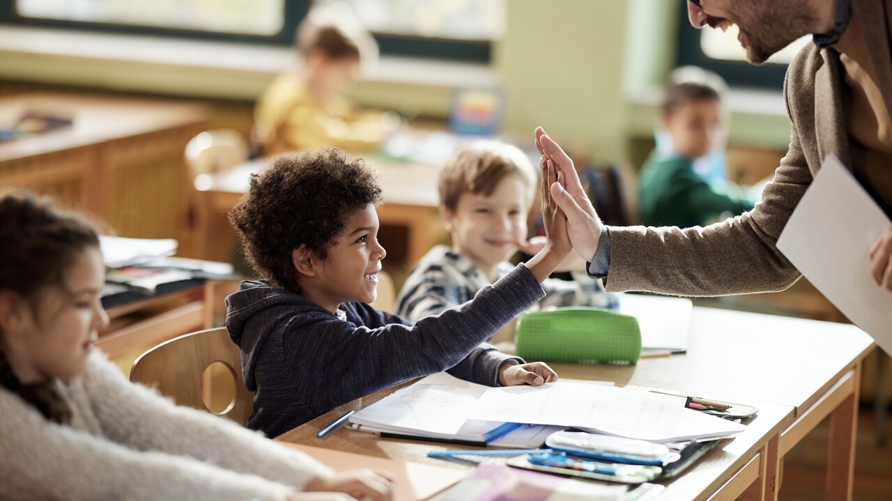 Strategies To Create A Positive Learning Environment In Your Classroom: Use Positive Reinforcement