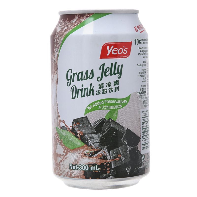 Grass jelly drink has chewable chunks suspended in the liquid